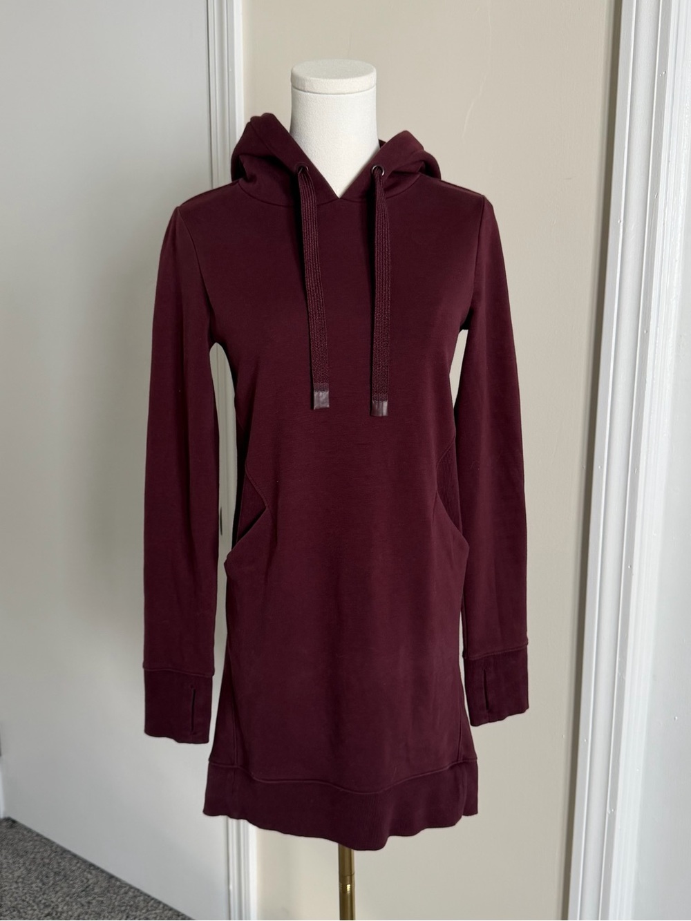 Athleta Triumph Burgundy Tunic Pullover Hoodie Fleece Dress Size XS